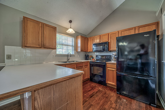 17310SIngridST-18