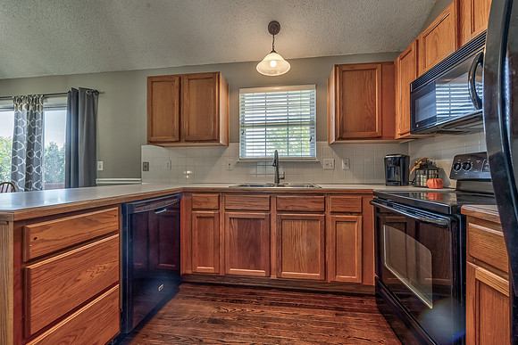 17310SIngridST-19