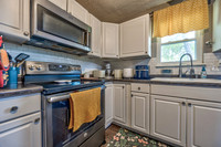 309SWMorelandST-9