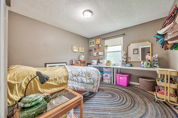 309SWMorelandST-14