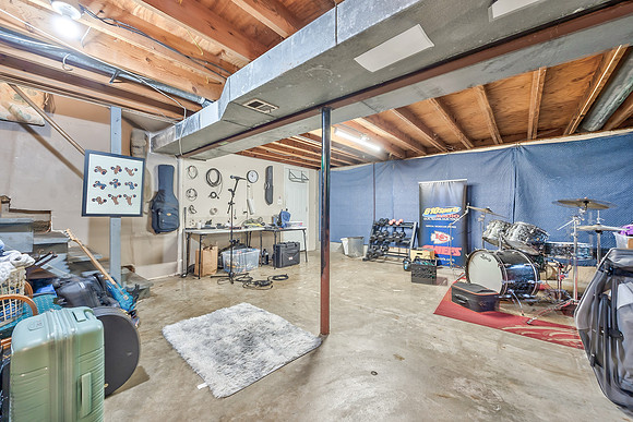 309SWMorelandST-19