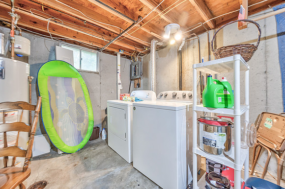 309SWMorelandST-18