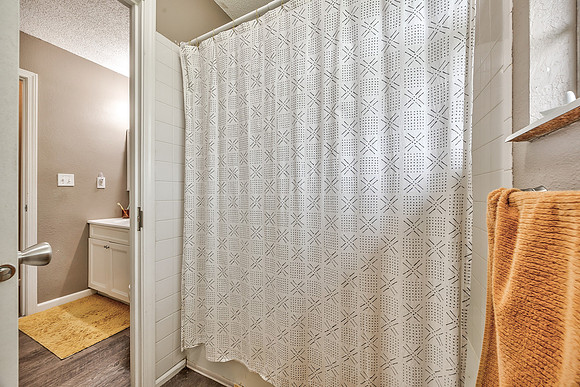 309SWMorelandST-17