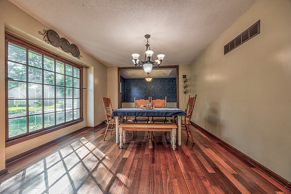 7736WestgateDr-17