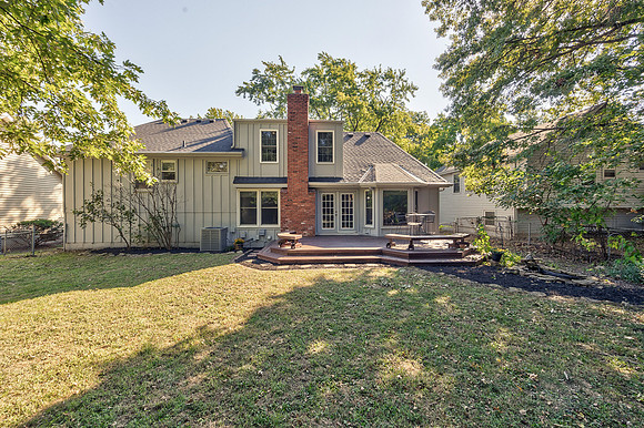 7736WestgateDr-32