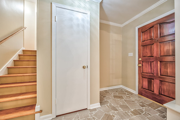 9712 CraigDr-5