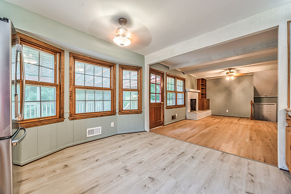 9712 CraigDr-9