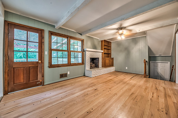 9712 CraigDr-13
