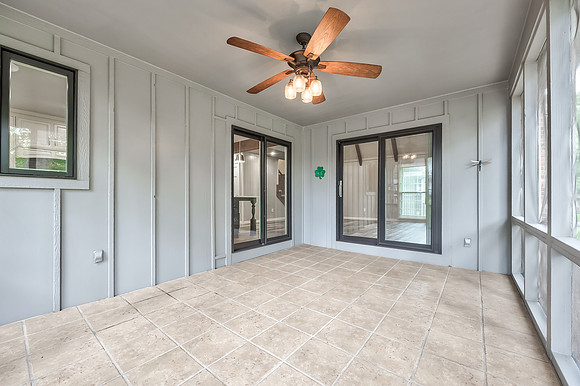 8215RosehillRD-24