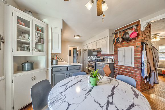 7923Dearborn-11