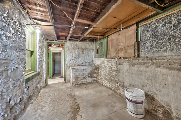 934WSeventhST-25