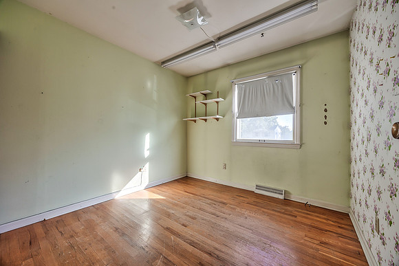 9222W101ST-22