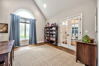 700WhiteOakLn-13