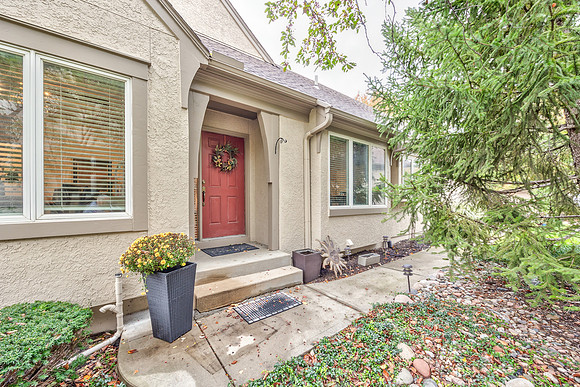 14306RussellST-3