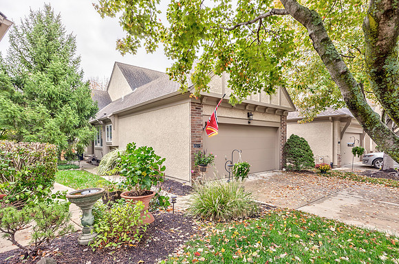 14306RussellST-2