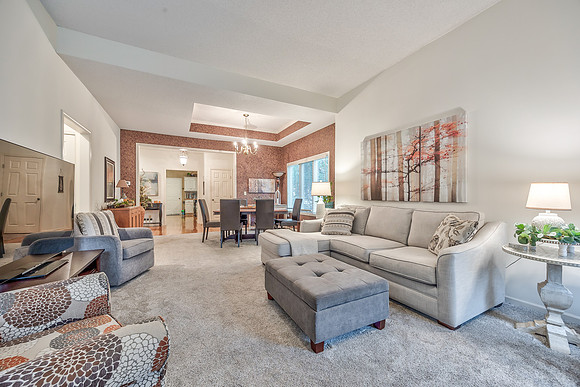 14306RussellST-7
