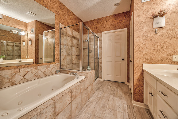 14306RussellST-17