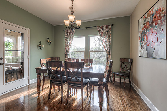 8421PrimroseSt-17