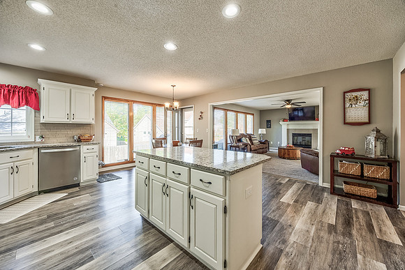 22014W51ST-15