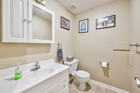 22014W51ST-28