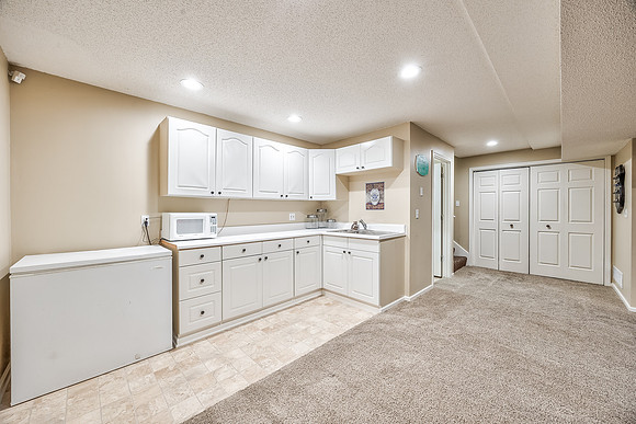 22014W51ST-26