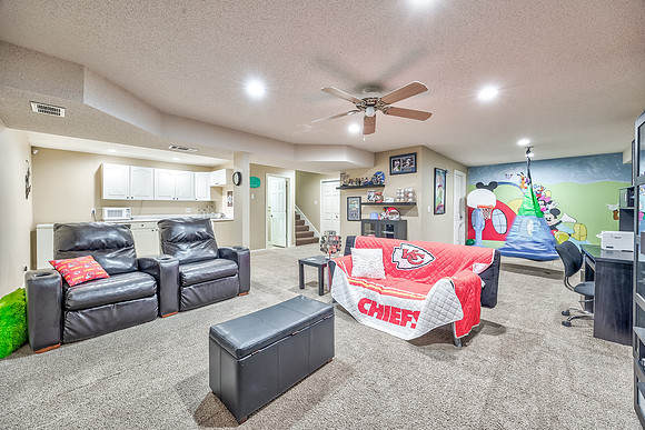 22014W51ST-29