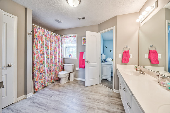 22014W51ST-33