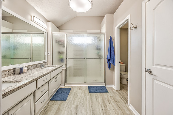 22014W51ST-44