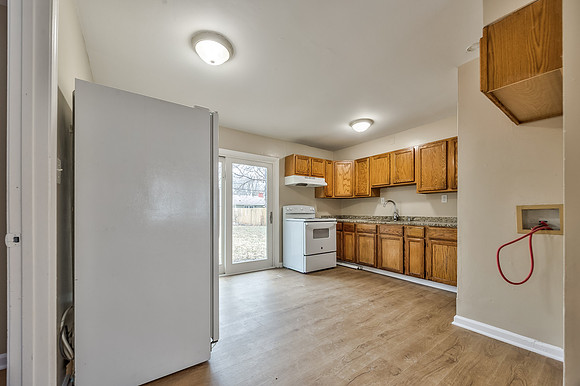 11218EasternAve-10