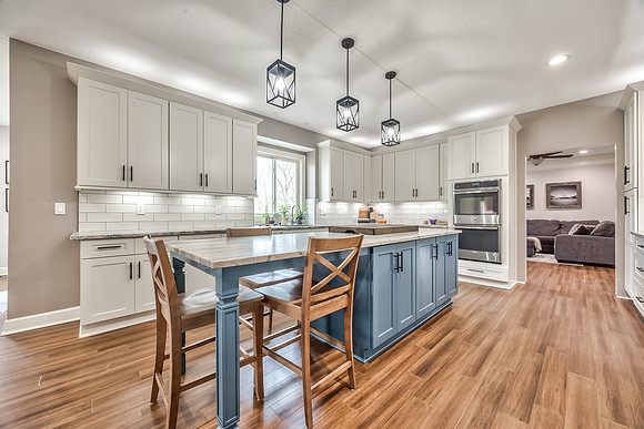 700WhiteOakLn-21