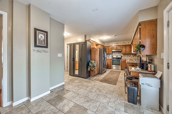 1106SycamoreRidgeDr-6