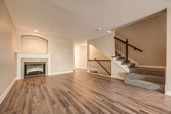 10530ClubhouseDr-7