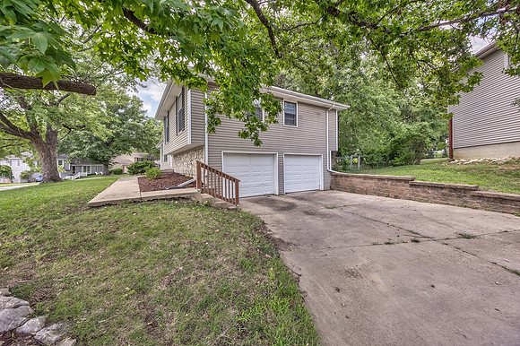 12914GoddardAve-31