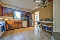 405SMontclaireDr-6