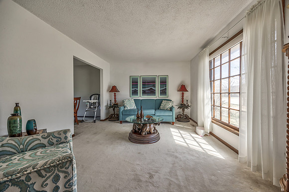 405SMontclaireDr-1