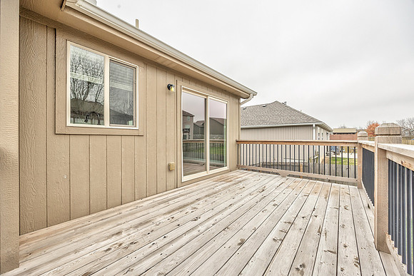 704NWEagleDR-25