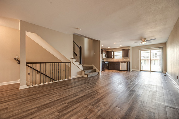 10530ClubhouseDr-8