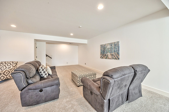 13459W148Cir-33