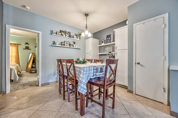 1202MartwayDR104-6