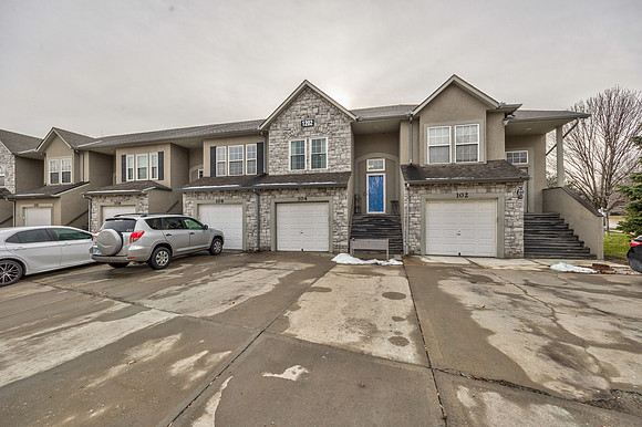 1202MartwayDR104-20