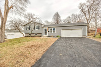 10009GrandviewDr-2