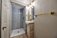 10009GrandviewDr-16