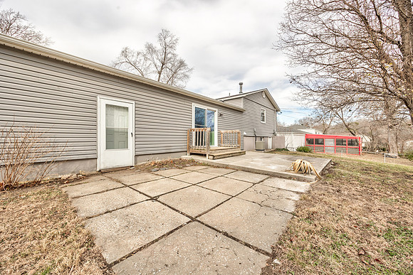 10009GrandviewDr-27