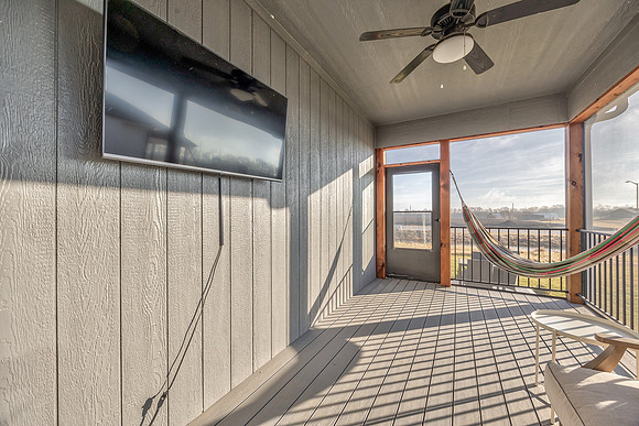 17761Greeley-36