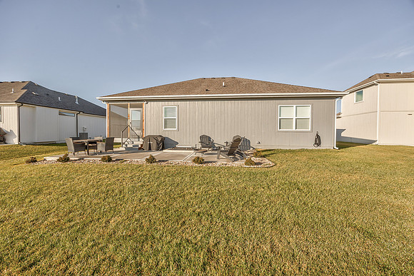 17761Greeley-39