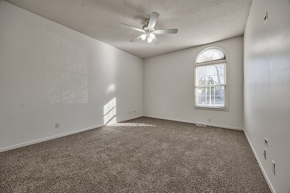 123NIndianWellsDr-17
