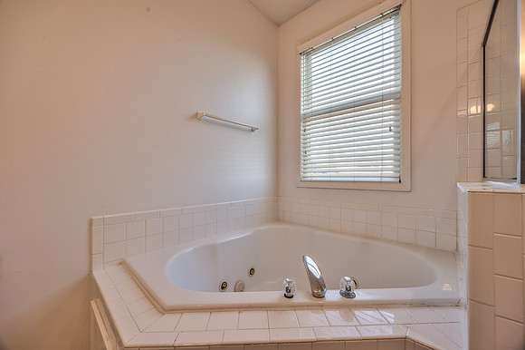 123NIndianWellsDr-21
