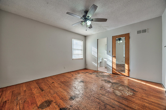 7625BaltimoreAve-9