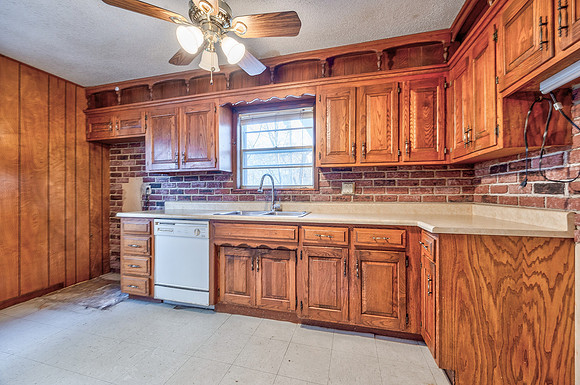 7625BaltimoreAve-18
