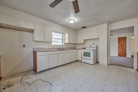 7625BaltimoreAve-27